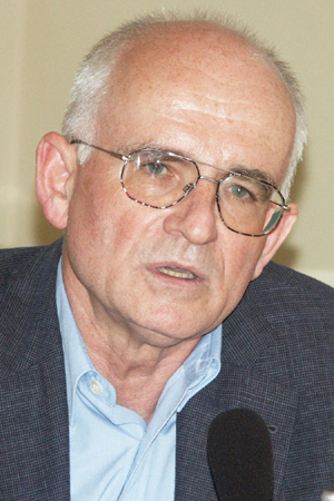 [Pressefoto 2003: Prof. Dr. Claus Peter Philippi, Tübingen)